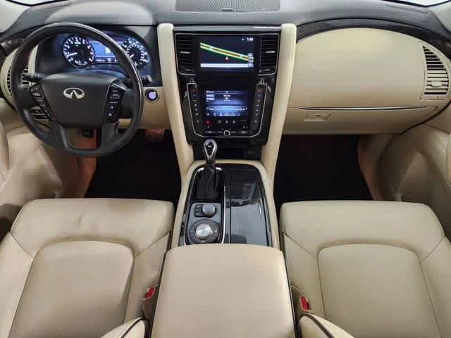 Used 2020 Moonstone White INFINITI LUXE image 4
