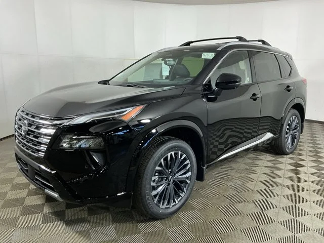 New 2026 Black Nissan Platinum image 3