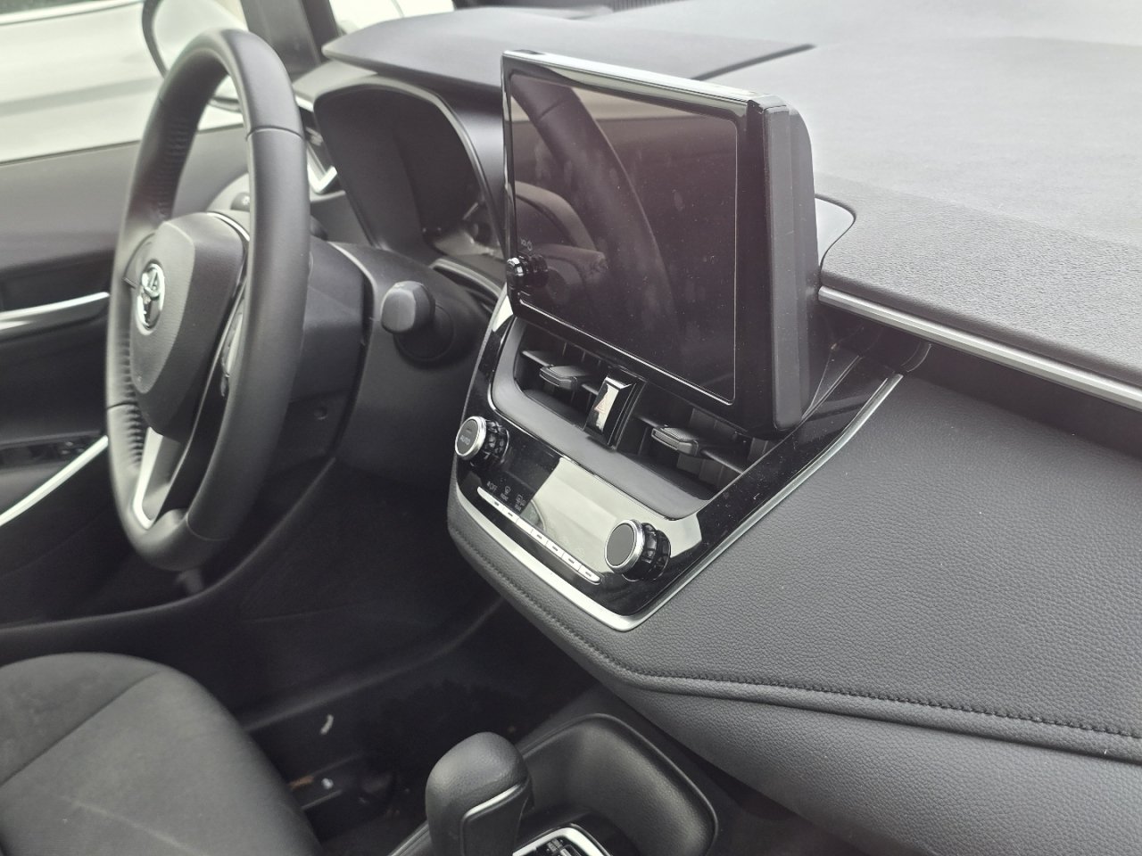 Certified Used 2025 Beige Toyota SE image 14