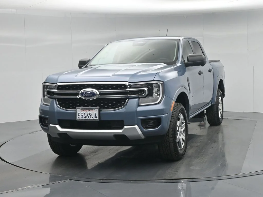 Certified Used 2025 Gray Ford XLT image 55