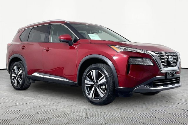 Used 2023 Red Nissan SL image 3