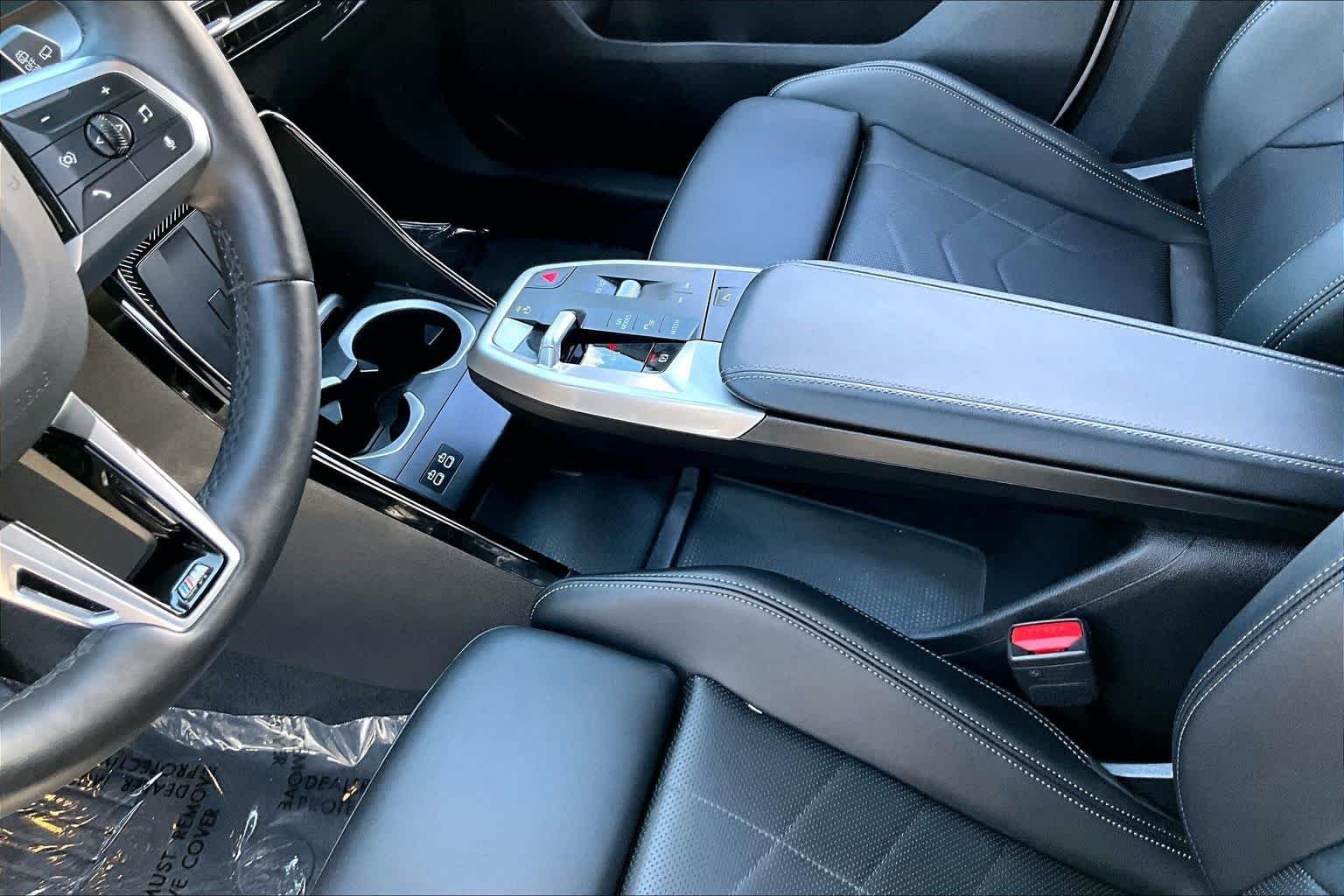 Used 2025 Alpine White BMW xDrive28i image 15