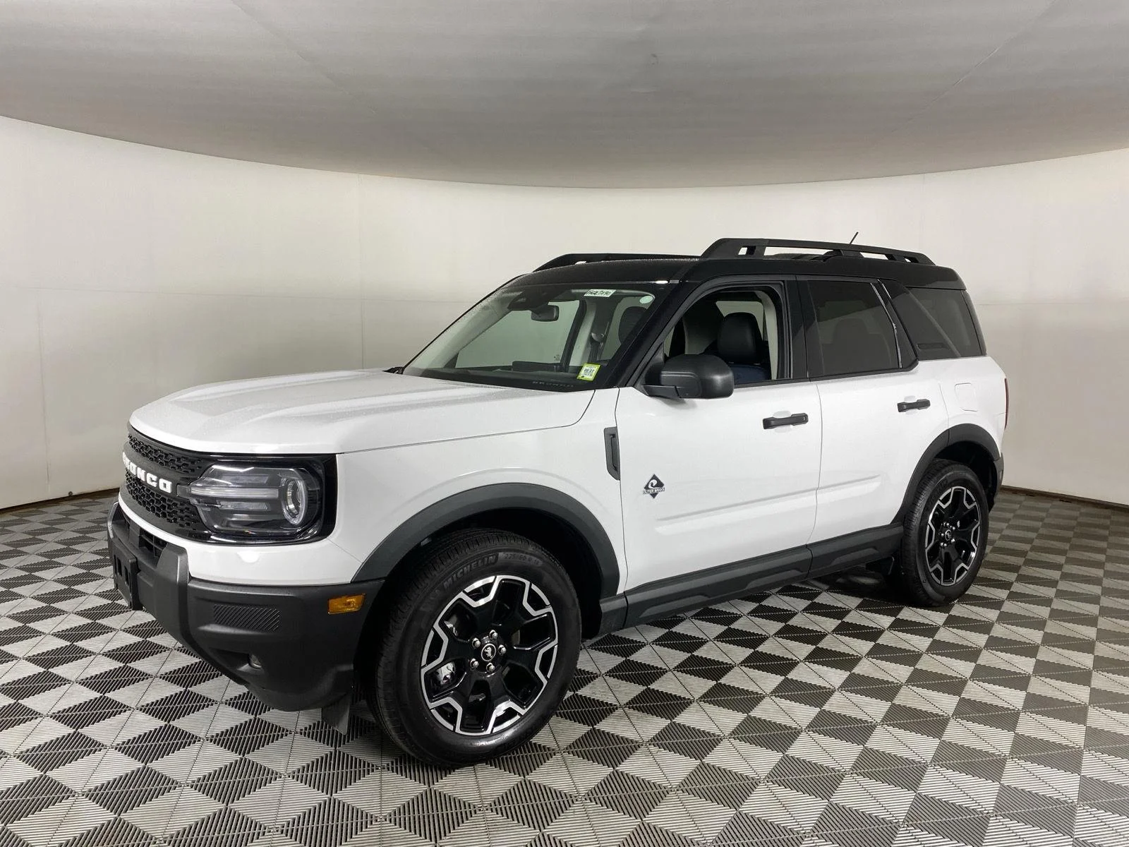New 2026 Oxford White Ford Outer Banks® image 3