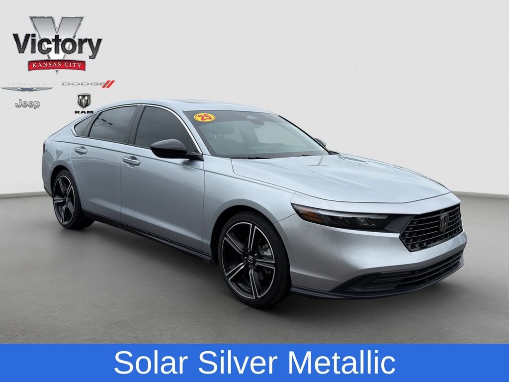 2025 Honda Accord Hybrid Sport's photo
