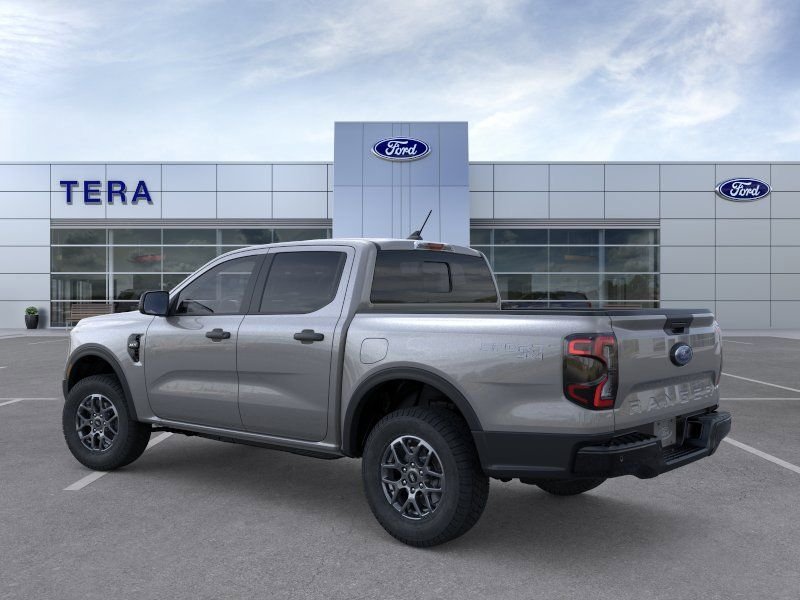 New 2026 Carbonized Gray Metallic Ford XLT image 4