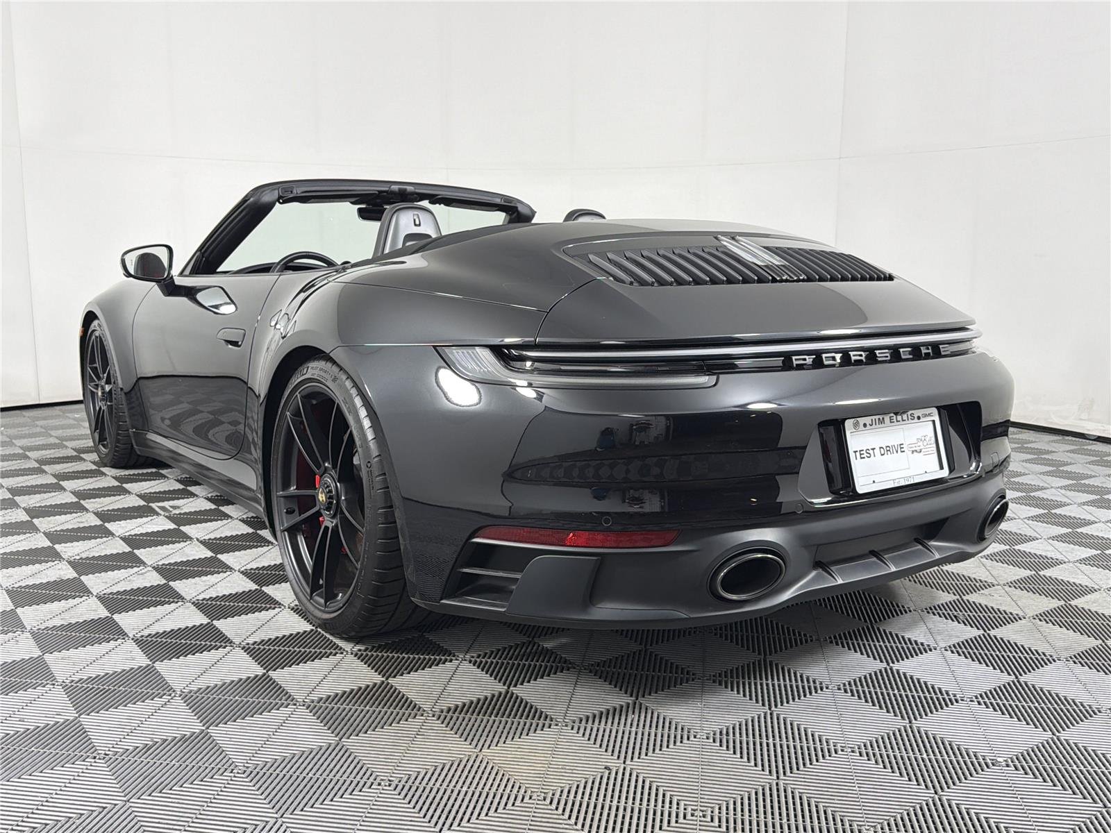 Used 2022  Porsche Carrera S image 4