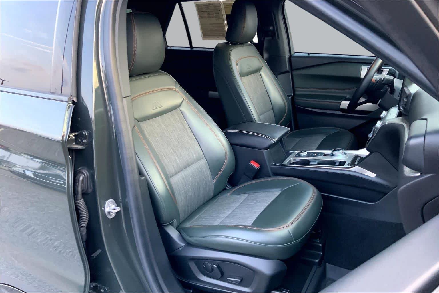 Used 2022 Forged Green Metallic Ford Timberline image 9