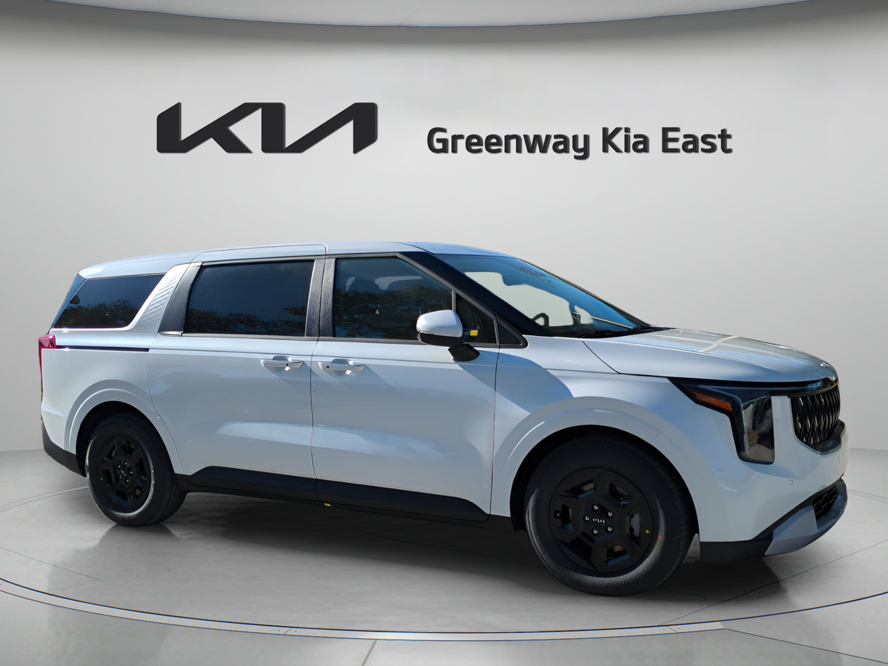 New 2026 Snow White Pearl Kia LXS image 3