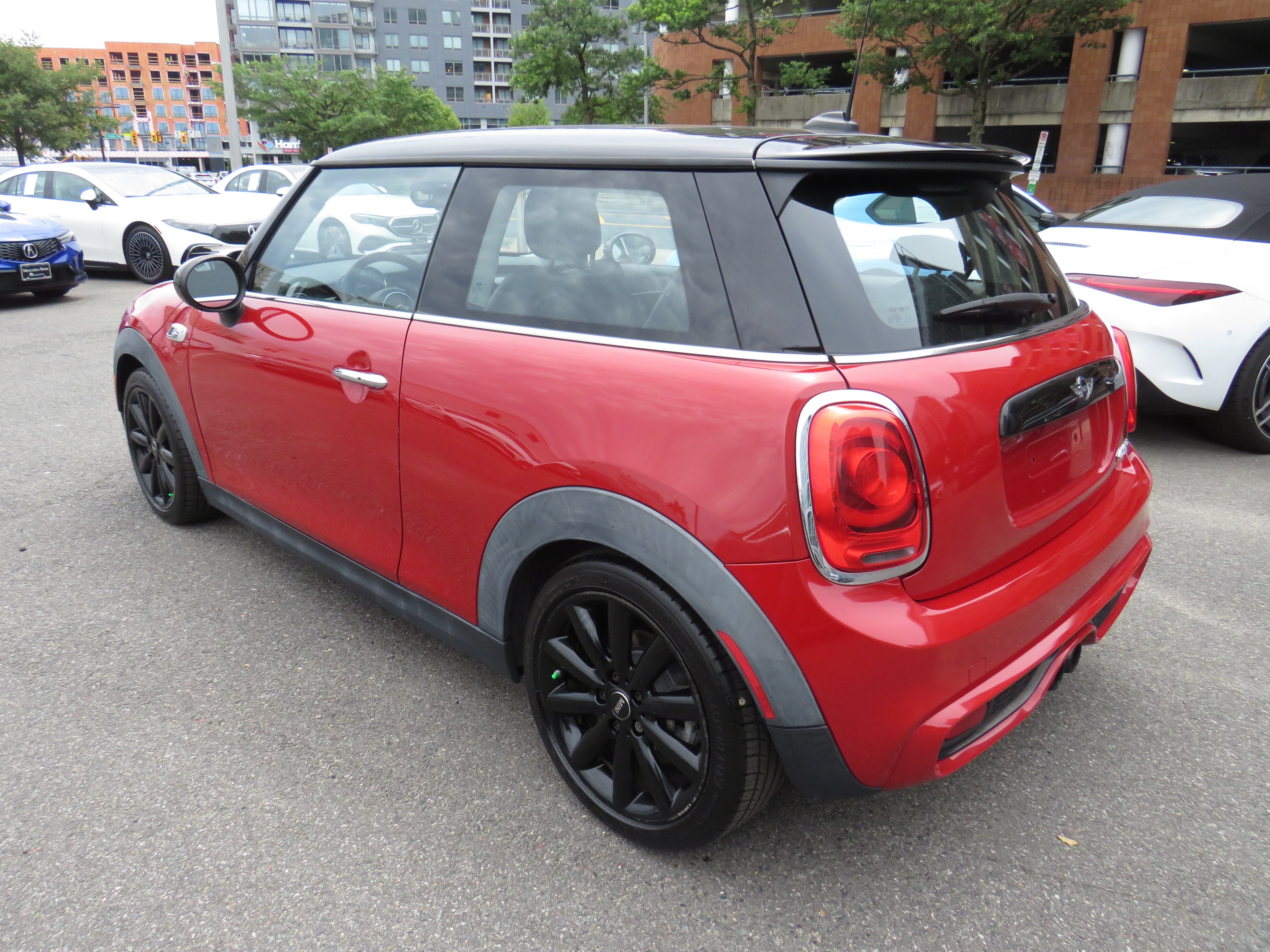Used 2015 MINI Cooper S with VIN WMWXP7C57FT740465 for sale in Arlington, VA