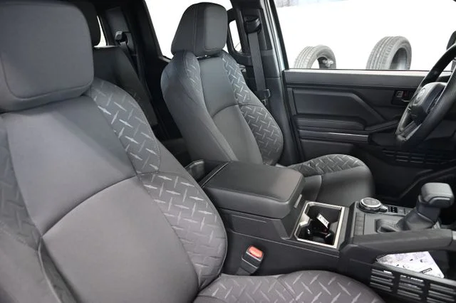 2026 Toyota Tacoma SR5 - Photo 10