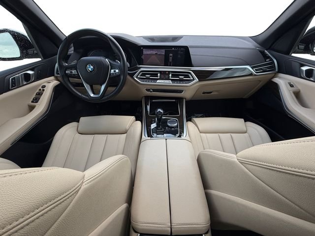 Used 2020 White BMW sDrive40i image 12