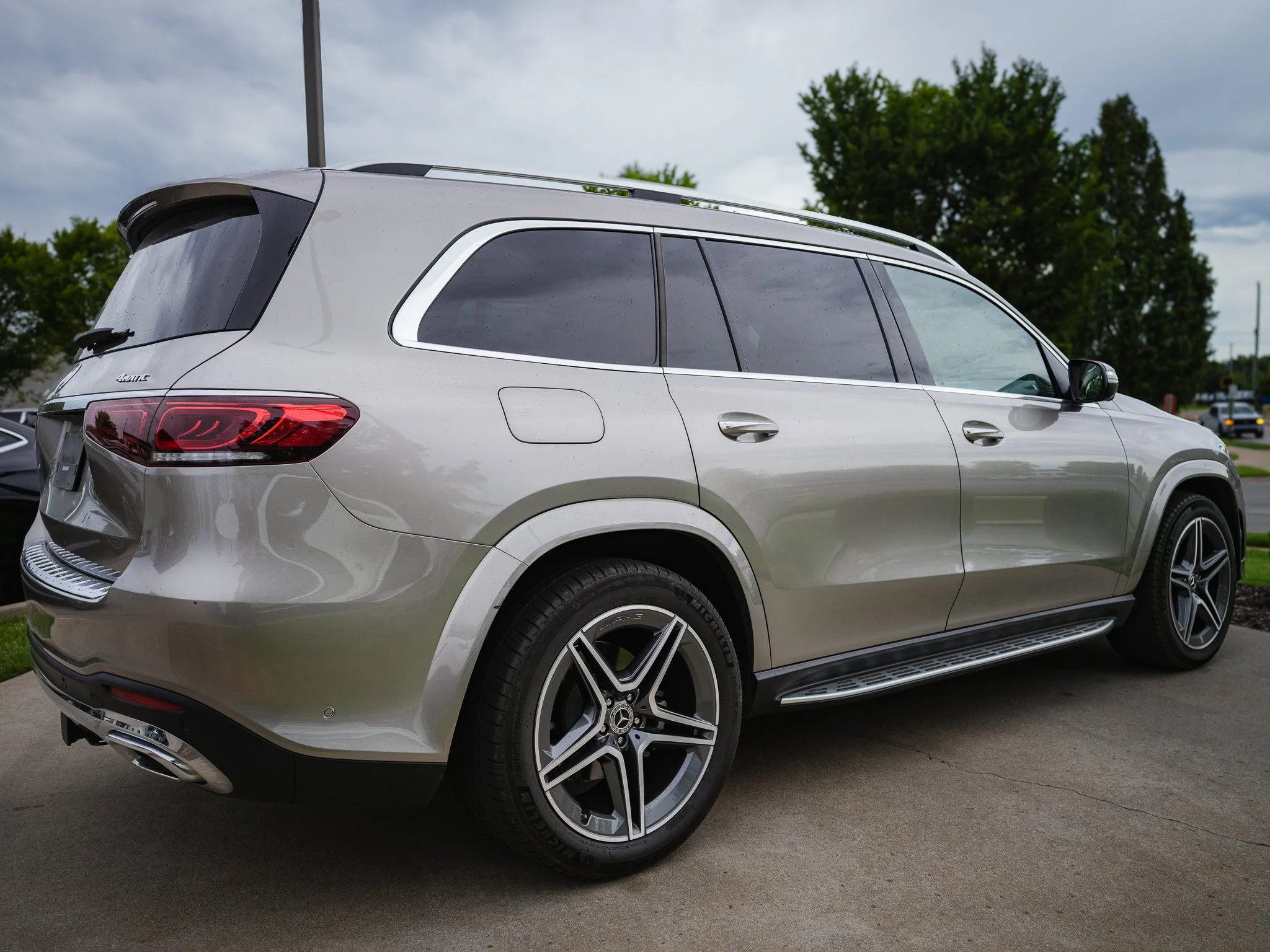 Certified Used 2023 Mojave Silver Metallic Mercedes-Benz GLS 450 image 7