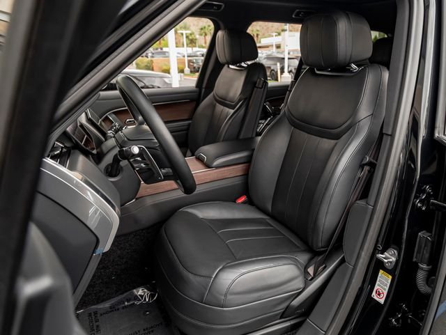 Used 2023 Santorini Black Metallic Land Rover SE image 13