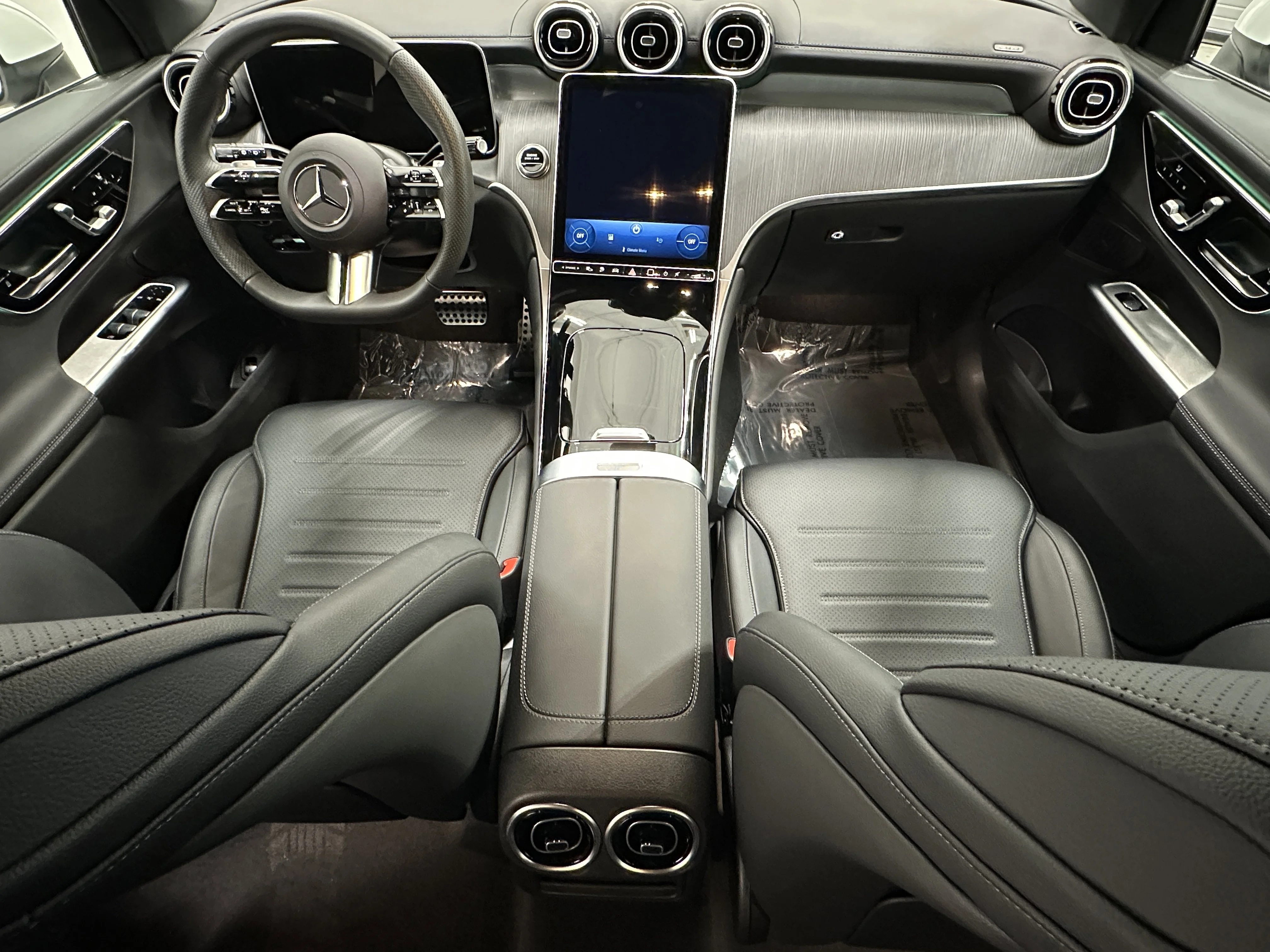 2025 Mercedes-Benz GLC Base - Photo 27
