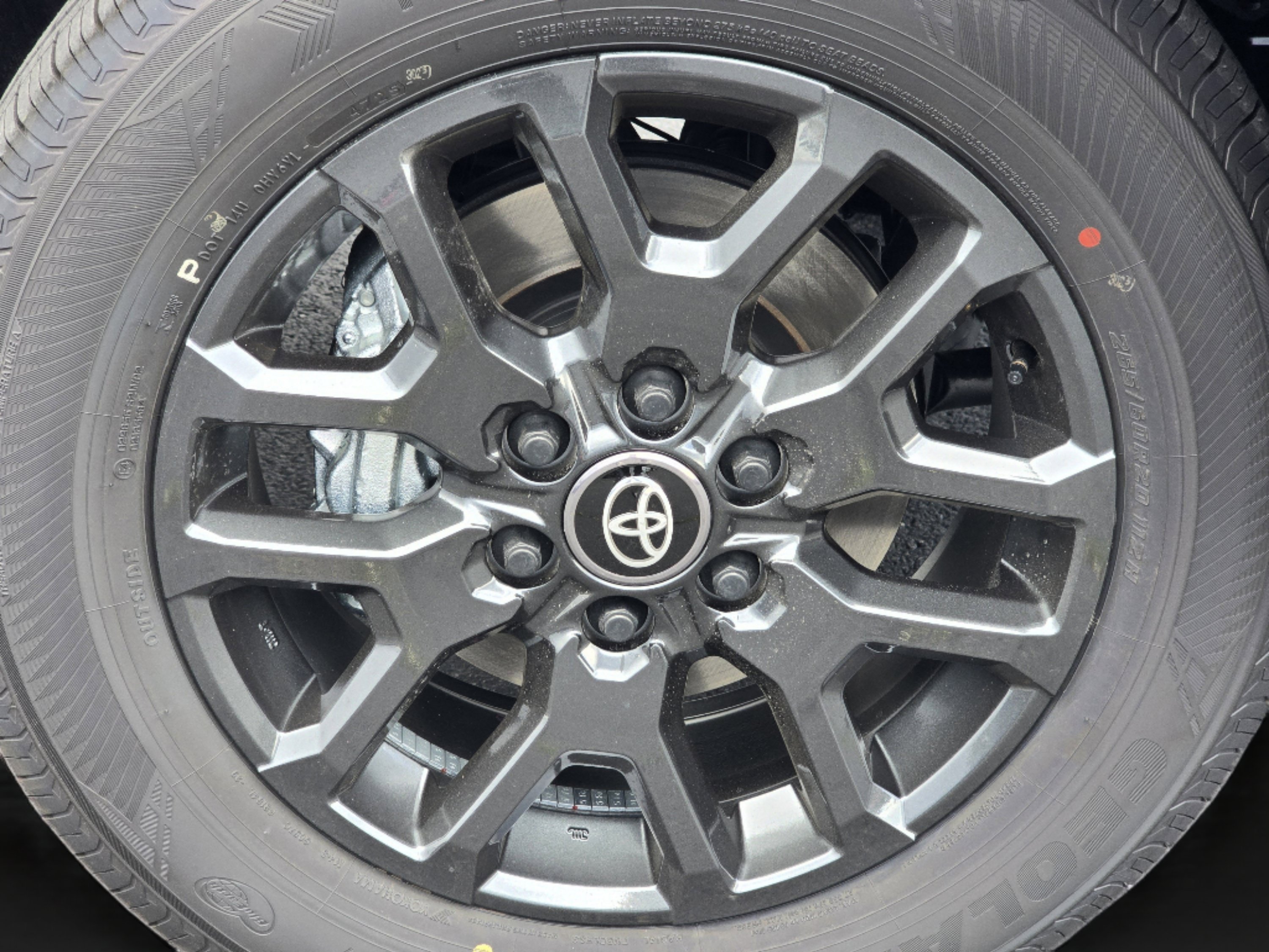 2026 Toyota Tundra Platinum - Photo 30