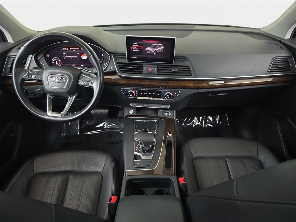 2018 Audi Q5 2.0T Premium Plus photo 2