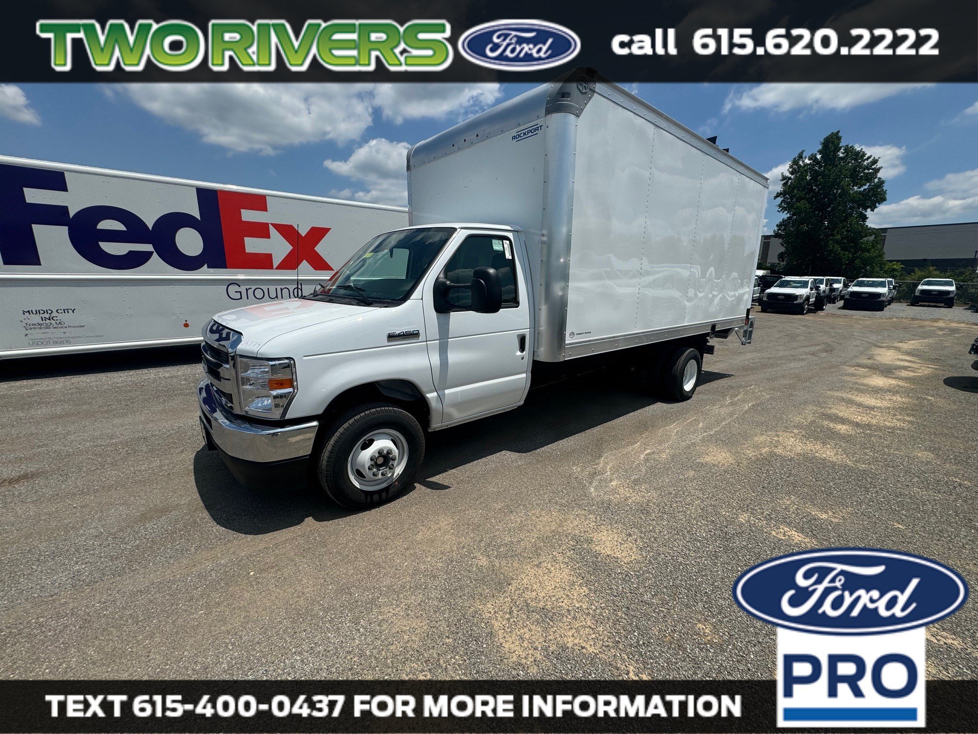 New 2027 Oxford White Ford E-450 DRW image 1
