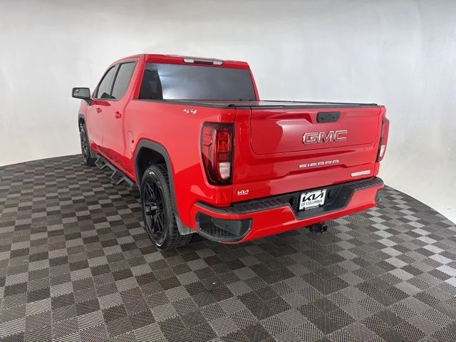 Used 2023 Red GMC Elevation image 9