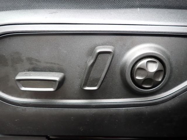 Used 2023 White Jeep Limited image 19