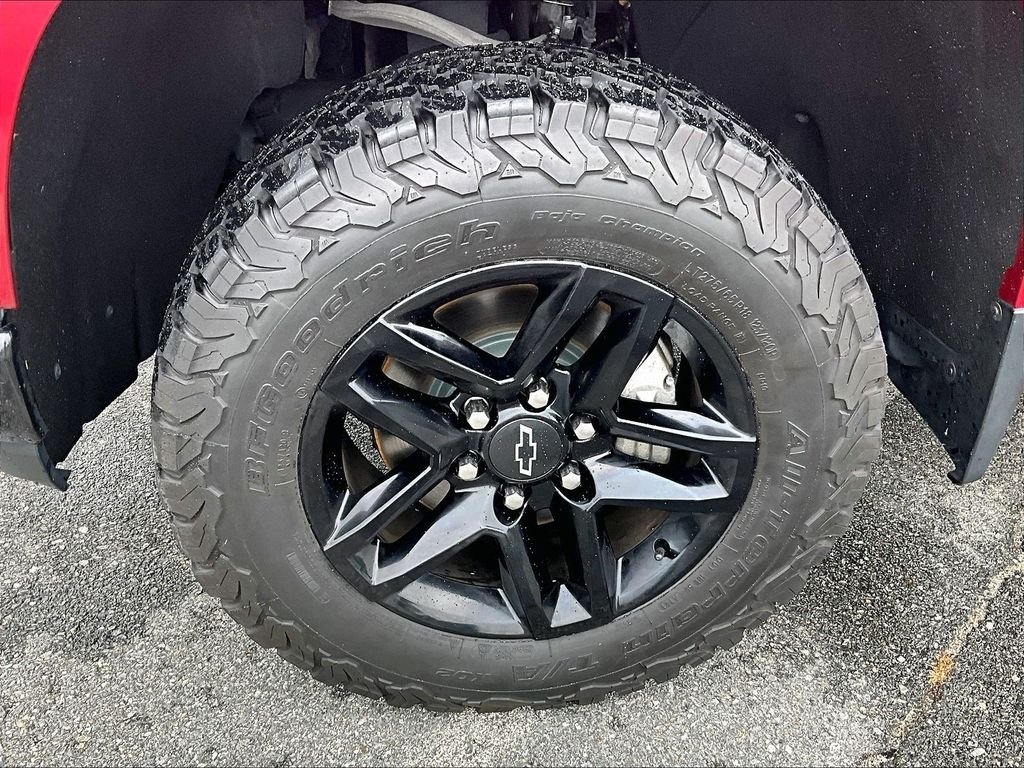 Used 2021 Red Chevrolet LT Trail Boss image 7
