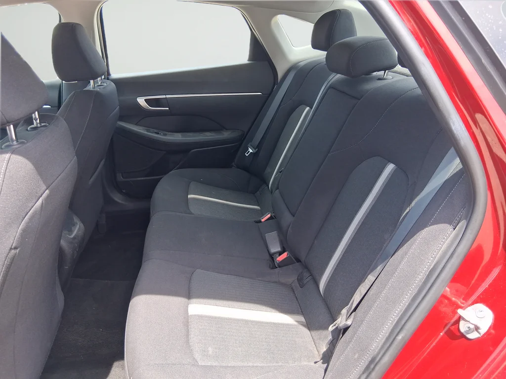 Used 2024 Red Hyundai SEL image 11