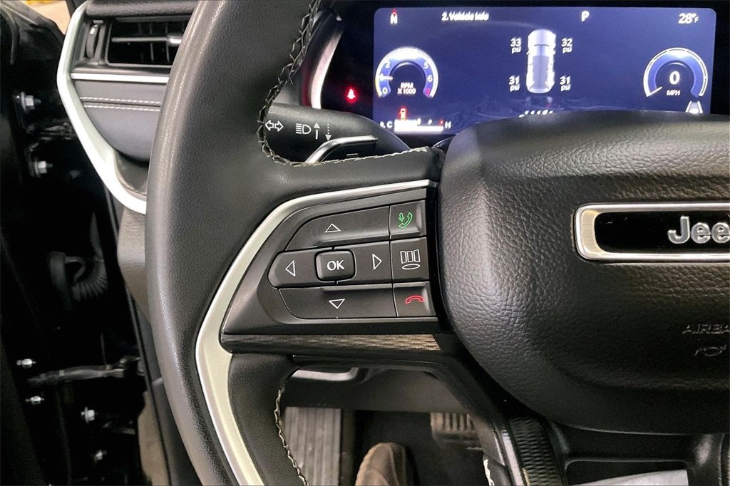 2023 JEEP GRAND CHEROKEE - Image 17