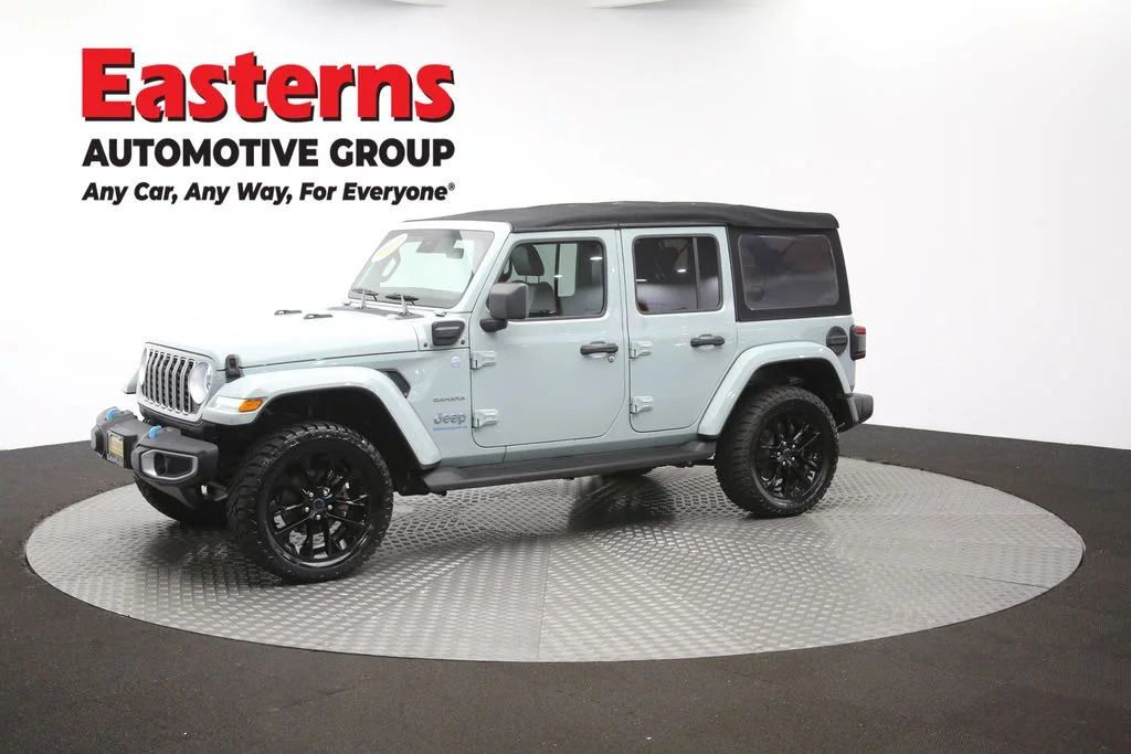 Used 2024 Gray Jeep Sahara 4xe image 57