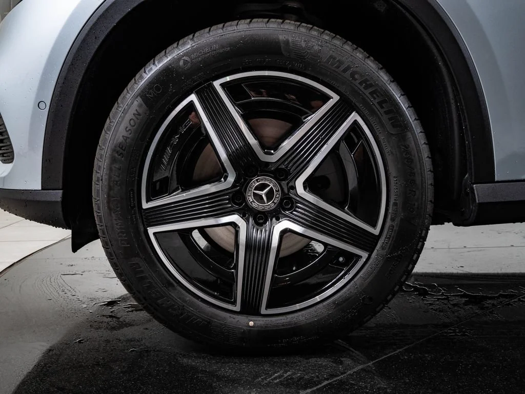 New 2026 Cirrus Silver Metallic Mercedes-Benz GLC 300 image 13