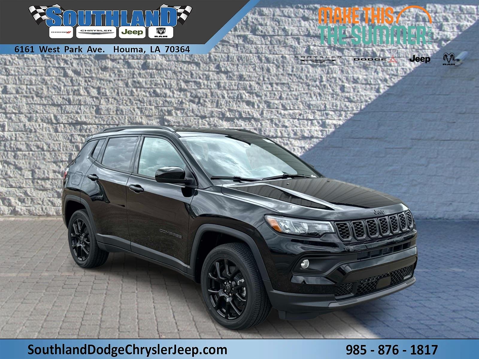New 2026 Diamond Black Crystal Pearlcoat Jeep Latitude Altitude image 1