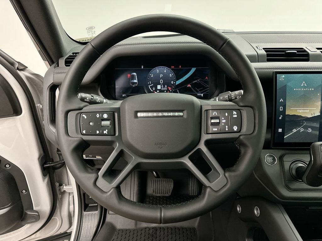New 2026 Borasco Grey Metallic Land Rover X-Dynamic SE image 24