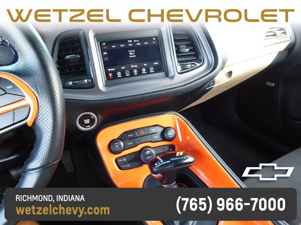 Used 2023 Orange Dodge SXT image 29