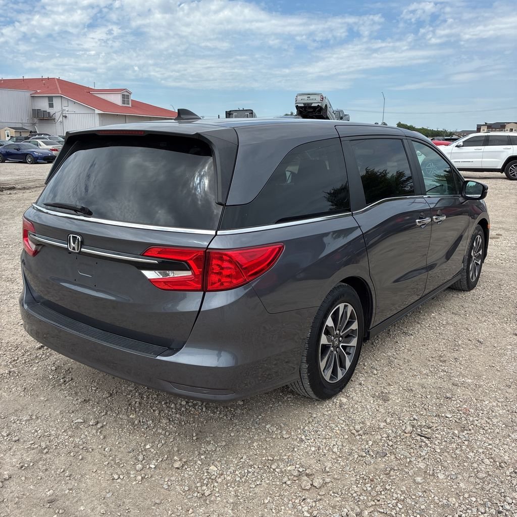 Used 2023 Gray Honda EX-L image 3