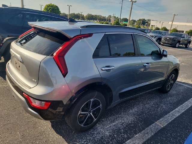 Used 2023 Gray Kia SX image 9