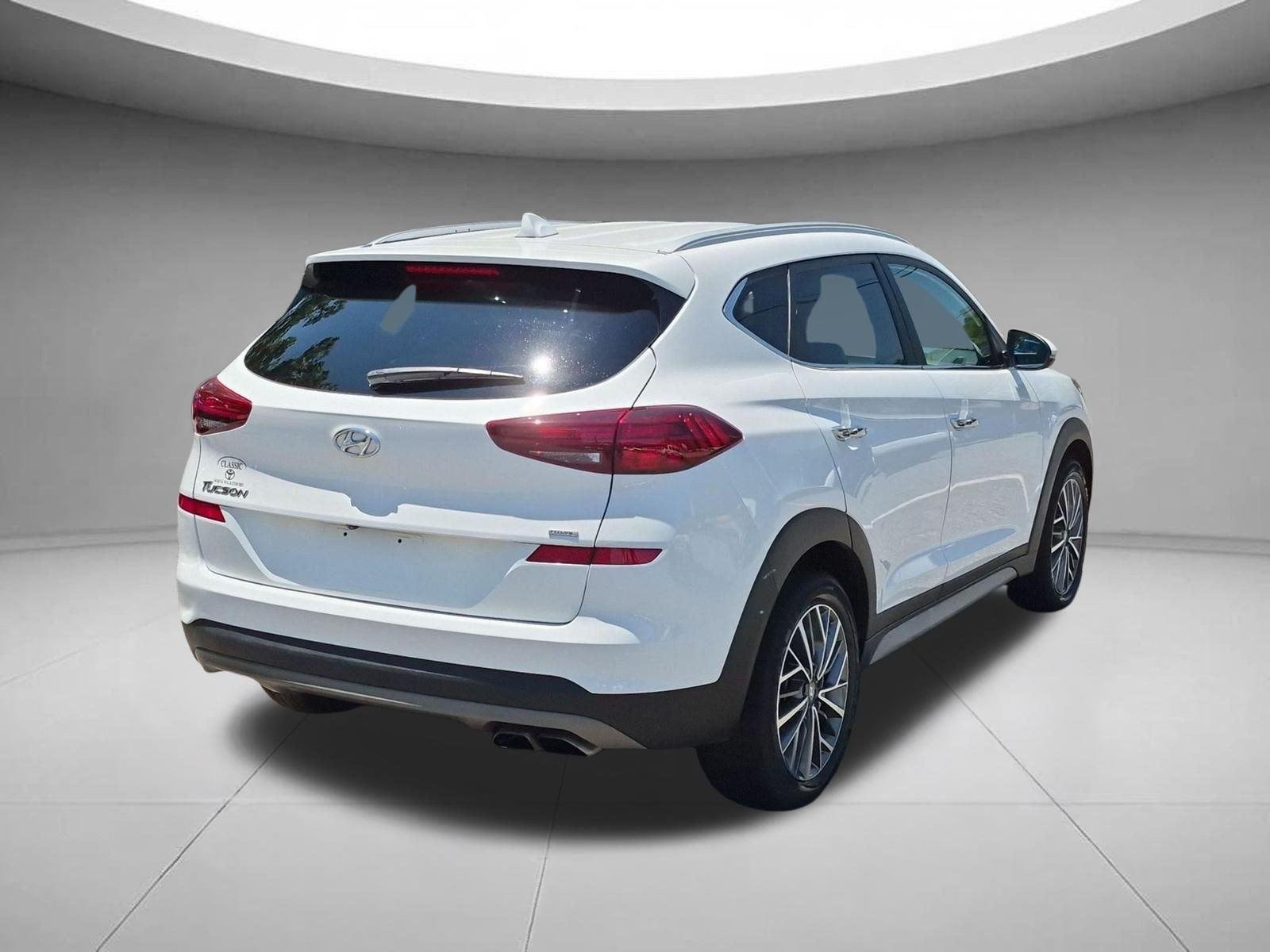 Used 2020 Winter White Hyundai Limited image 5