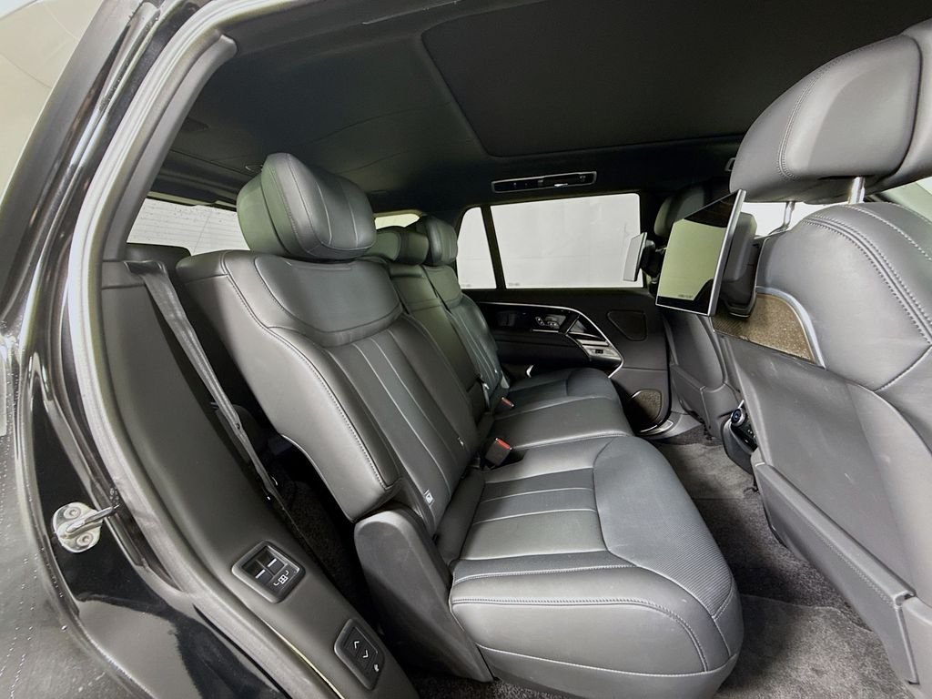 Certified Used 2025 Black Land Rover Autobiography image 31