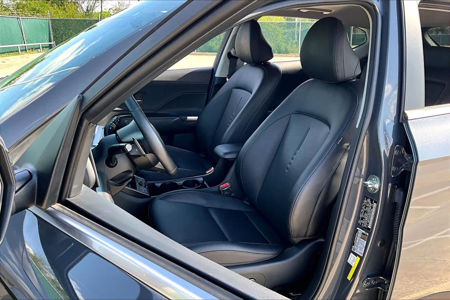 Used 2024 Ecotronic Gray Pearl Hyundai Limited image 7