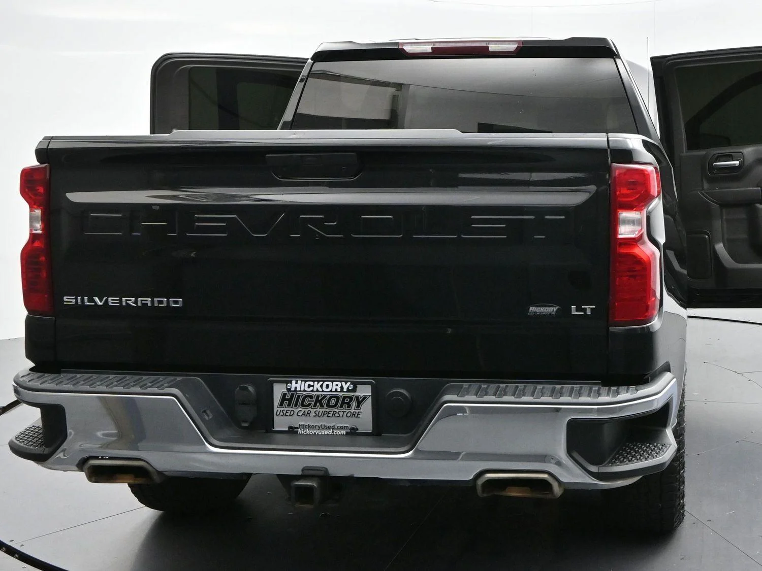 Used 2022 Black Chevrolet LT image 41