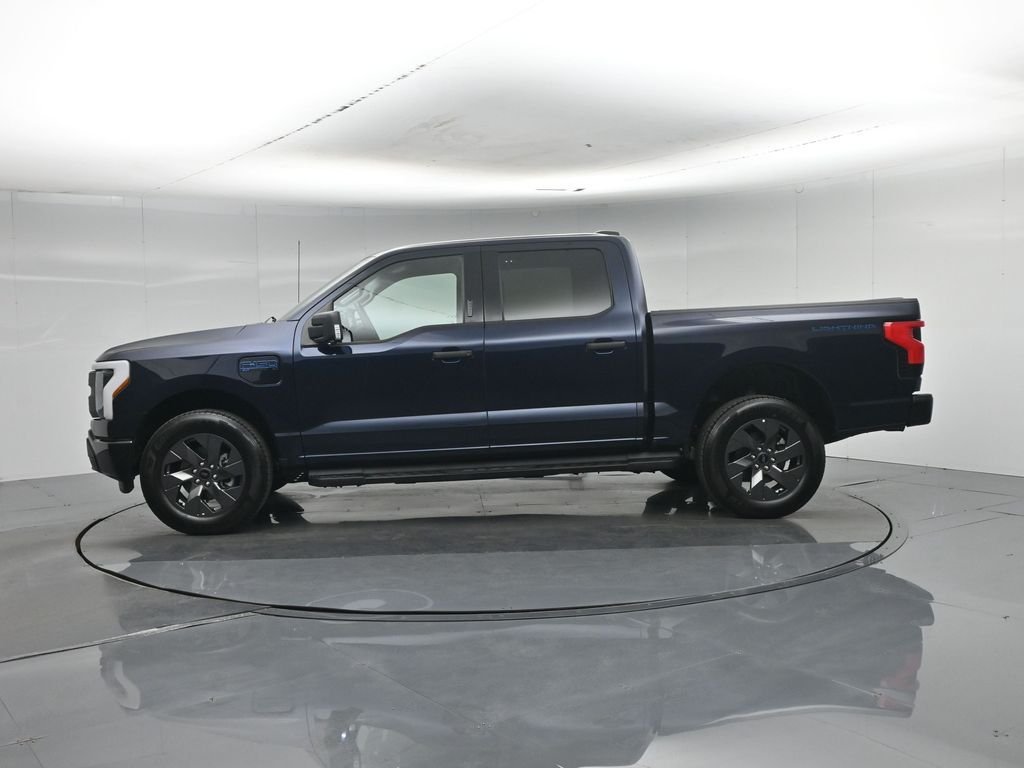 Used 2024 Blue Ford XLT image 32