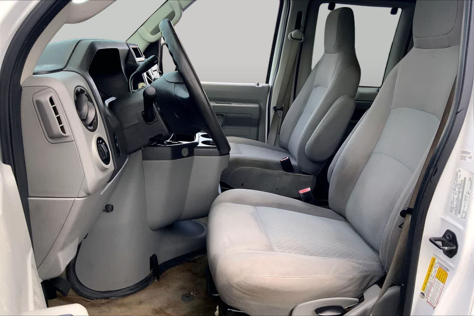 Used 2014 Oxford White Ford XLT image 8