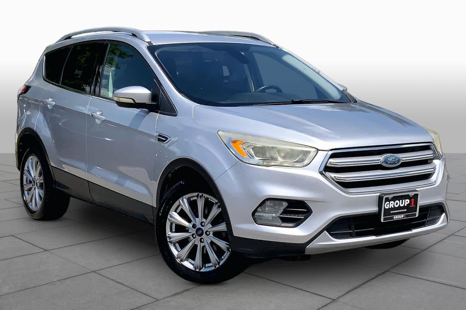 Used 2017 Ingot Silver Metallic Ford Titanium image 3