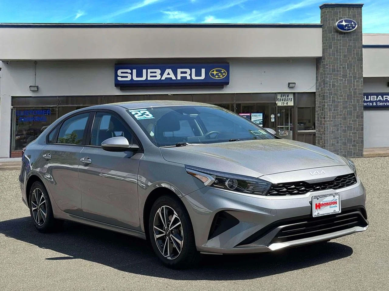 2023 Kia Forte LXS AT's photo