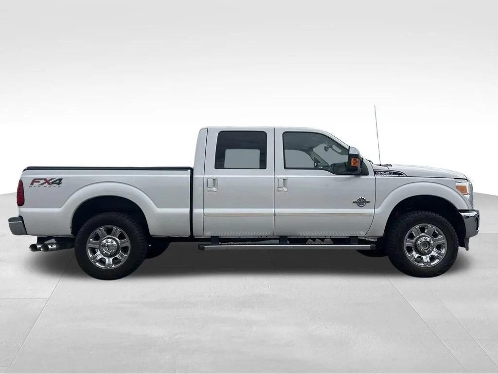Used 2016 White Platinum Clearcoat Metallic Ford Lariat image 6