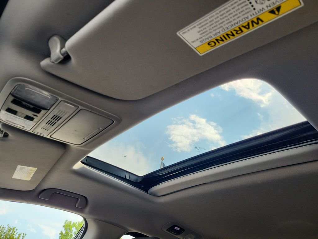 Used 2021 Gray Honda EX-L image 35