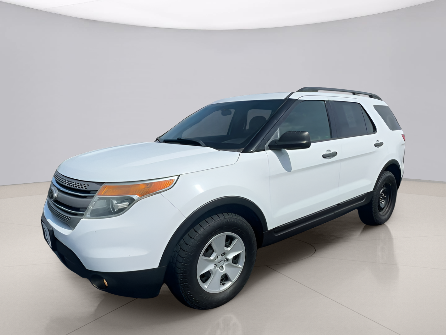 2014 Ford Explorer Base photo 3