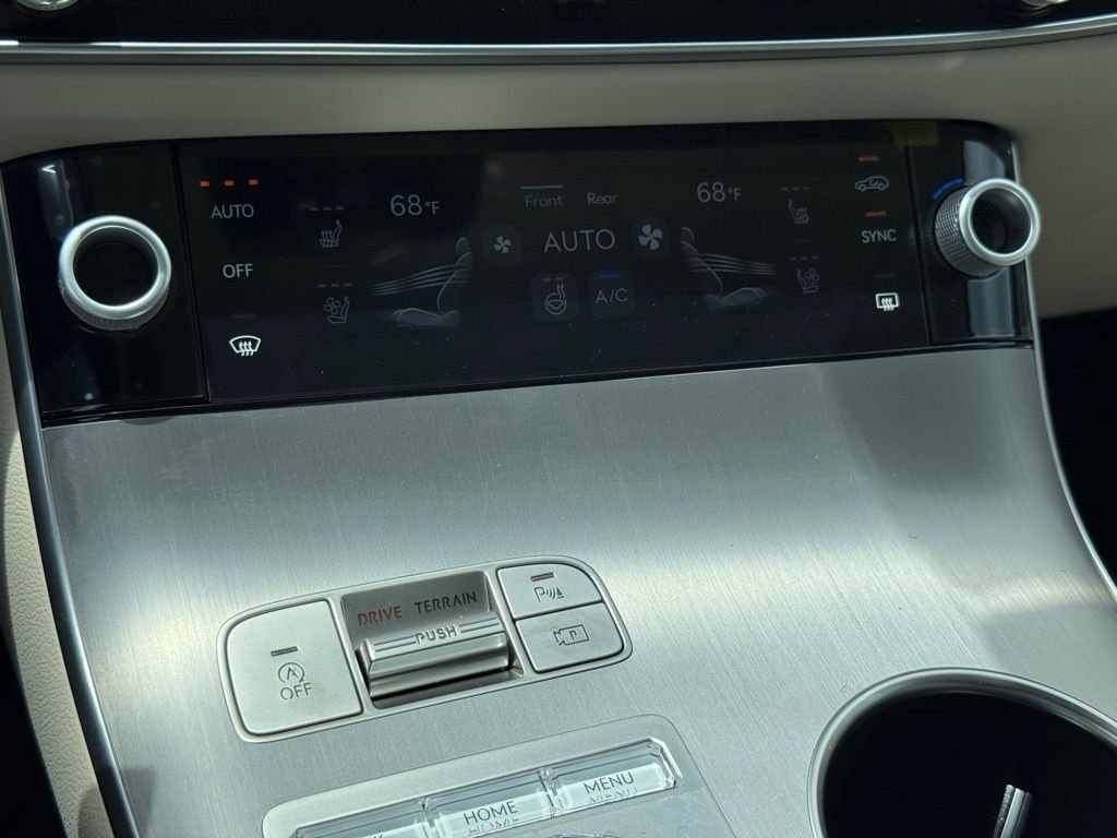 2026 GENESIS GV70 Advanced - Photo 29