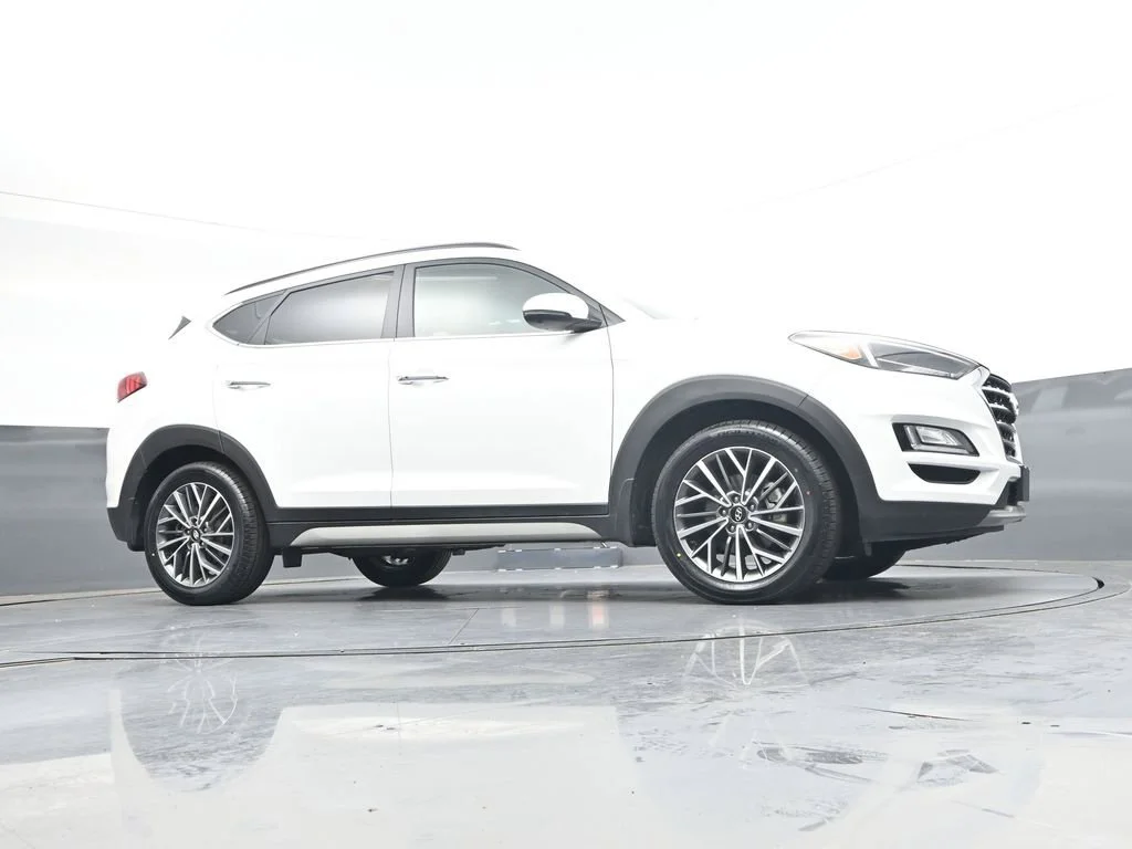 Used 2019 White Hyundai Ultimate image 36