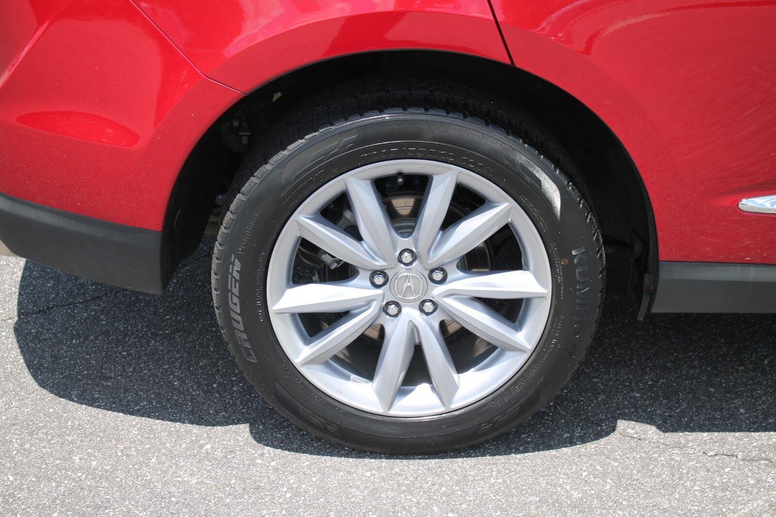 Used 2023 Red Acura SH-AWD image 33