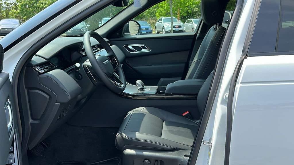 Used 2026 White Land Rover S image 10