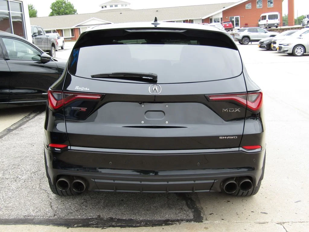 Used 2022  Acura Type S image 4