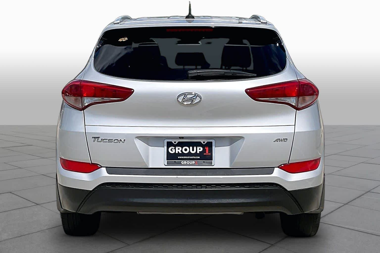 Pre-Owned 2016 Hyundai Tucson SE